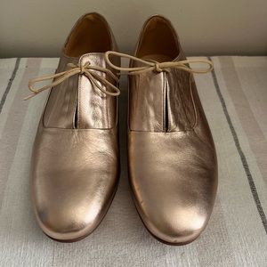 DIEPPA RESTREPO gorgeous rose gold Lace-up shoes.